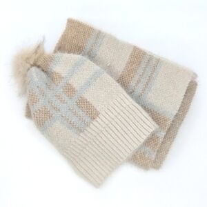 NWOT MIXIT Beanie & Scarf Set